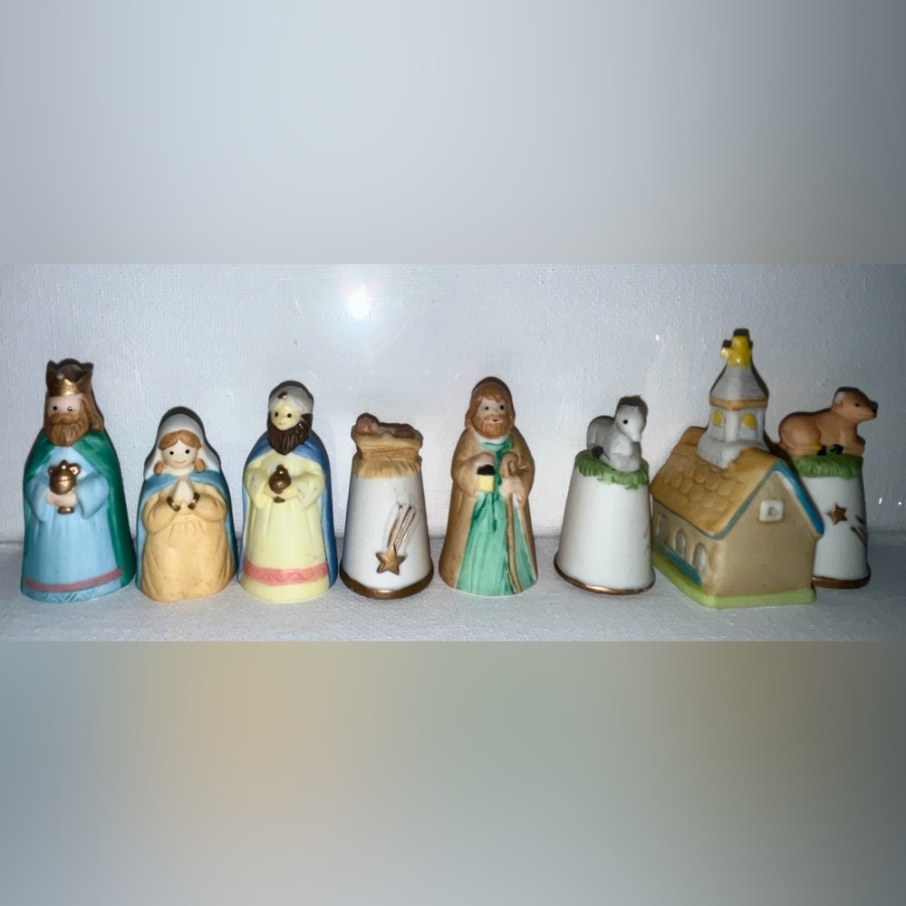 Enesco Nativity Thimbles 8 Porcelain